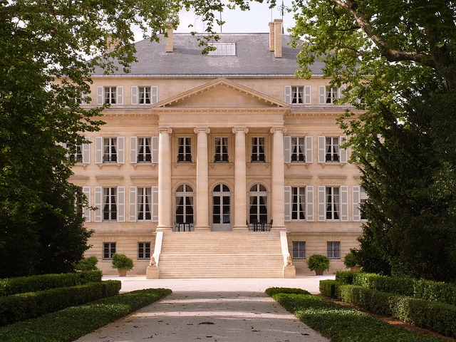 chateau margaux 459568 640